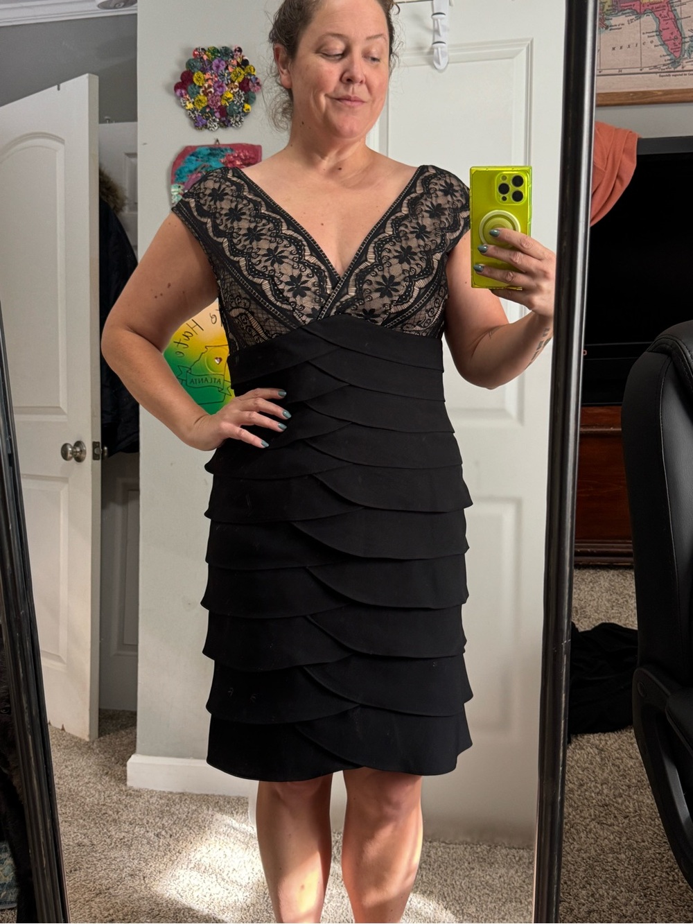 Jessica Howard Black Lace V-Neck Tiered Midi Dress Black & Beige Size 14